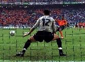 29-Jun-2000 - Italy-Netherlands - Penalty kick scored by Kluivert
